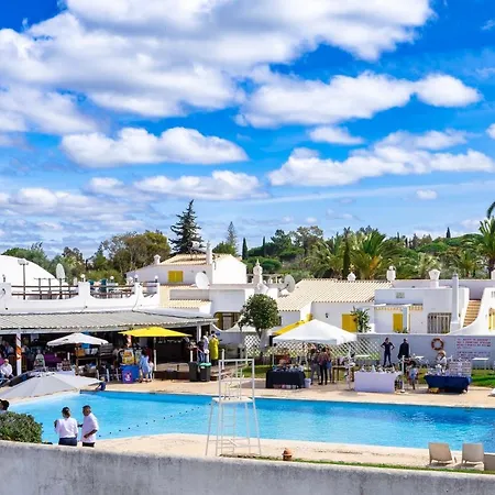 Paca Algarve Vilamoura 8 Personnes Willa Quarteira